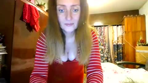 juliaa_foxi online show from January 7, 6:11 pm