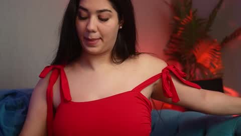  Emma  online show from December 14, 8:36 pm