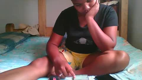 juliah02 online show from March 9, 1:15 pm