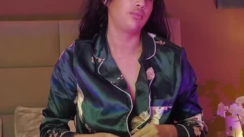 Julia online show from January 31, 5:09 am