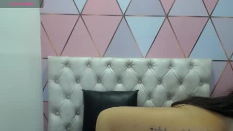 Snapshot of juliana_boobx chatting on December 9, 11:15 am Juli online show from December 9, 11:15 am