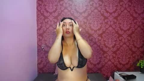 Snapshot of juliana_boobx chatting on October 11, 11:36 am Juli online show from October 11, 11:36 am