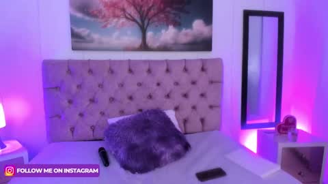  JULIANA CASTRO online show from January 28, 11:49 am