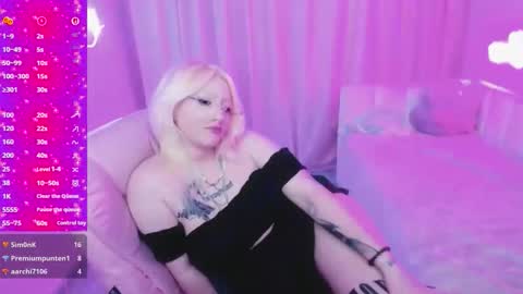 JuliaSharkk online show from November 24, 11:51 pm