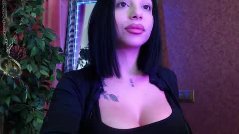 Maria online show from November 17, 7:09 am