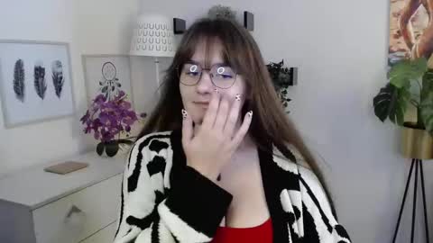 Julie online show from September 23, 12:36 pm