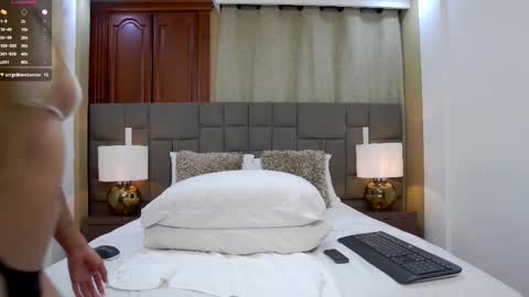  Juliet  online show from December 16, 1:44 am