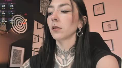 juliet_sourire online show from August 5, 2:12 pm