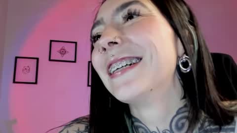 juliet_sourire online show from December 18, 3:15 am