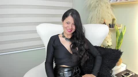 Julieta online show from May 14, 12:27 am