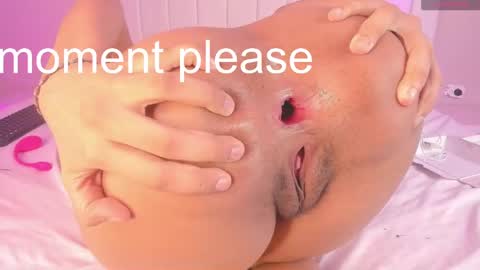 Julieta  IG juietaflower06 online show from January 27, 1:09 pm