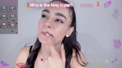 serafelle online show from January 17, 11:45 pm