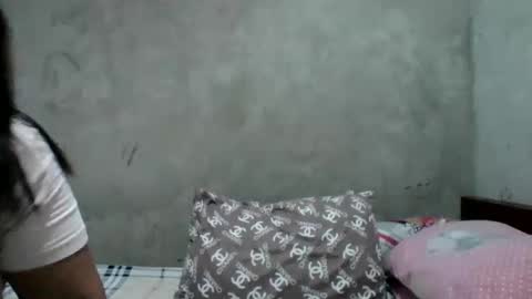 juliett online show from April 13, 2:35 am