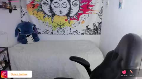 Sofia online show from February 11, 7:59 pm