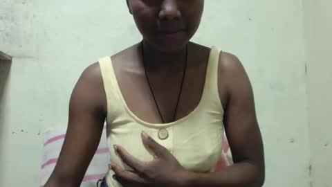 Justlhot online show from December 5, 4:45 am