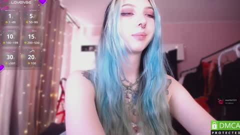 justmeowgirl online show from April 5, 6:45 am