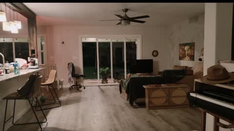 Kailee Smile online show from December 18, 4:06 am