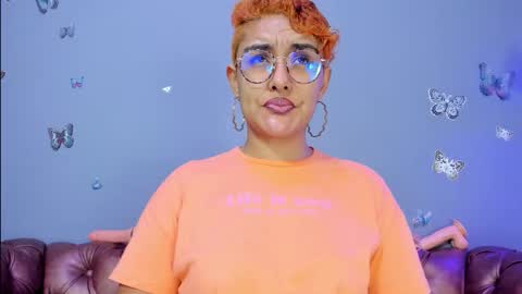 kaira_mosse_ online show from February 5, 12:08 pm