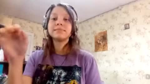 Mari  Simmons online show from September 11, 8:47 am