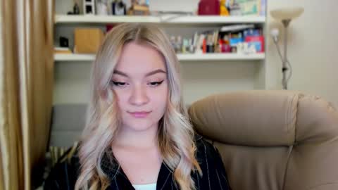 Kara. Off from 15th till 24th of December online show from November 2, 12:36 am