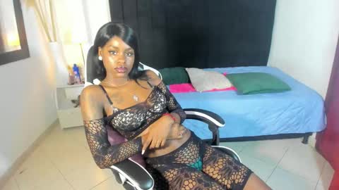 karen_adamss online show from January 18, 4:31 am