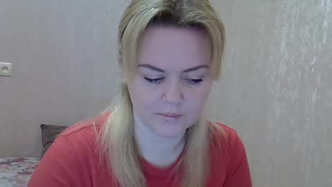 karennelsonx online show from March 5, 10:33 am