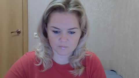 karennelsonx online show from October 2, 11:37 am