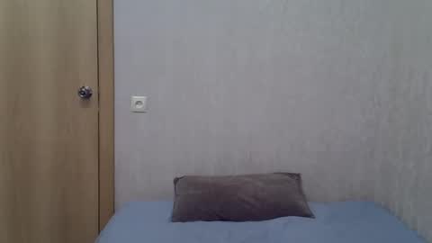 karennelsonx online show from February 11, 11:55 am