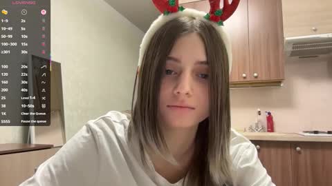 May online show from December 18, 4:12 pm