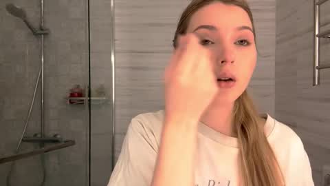 Kessy online show from March 2, 7:15 am