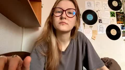 Karina online show from April 10, 8:31 am