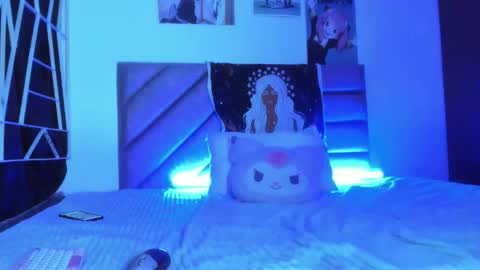 KARINNA  RAVEN online show from November 12, 2:09 am