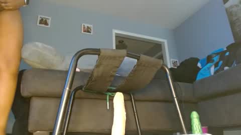 Karla J Rossii online show from April 7, 12:23 am