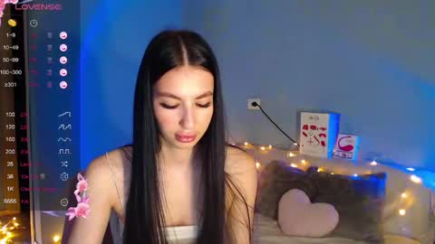 Kira online show from April 7, 4:47 am