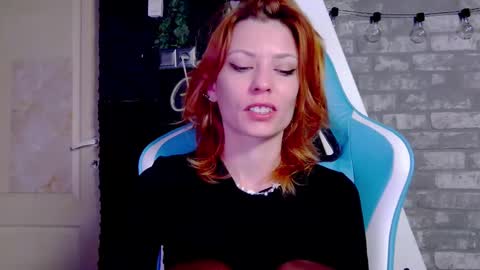 karoline121 online show from March 8, 4:20 am