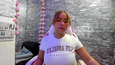 KAROLL online show from January 10, 1:49 pm