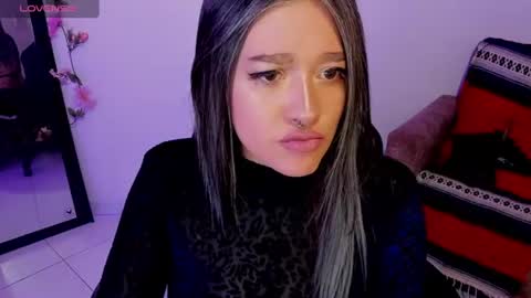 Alicia online show from July 25, 1:01 am