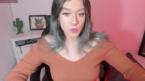 Alicia online show from November 6, 12:05 am