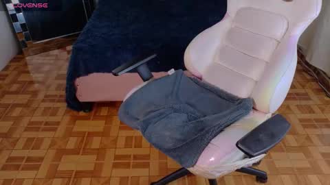 kate online show from October 16, 8:33 pm