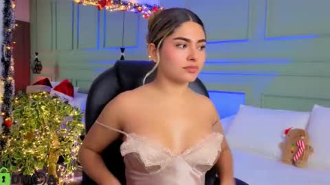 Kat online show from December 21, 12:31 pm