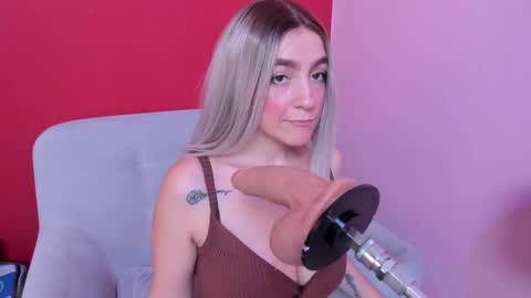 Kate  online show from February 12, 12:07 pm