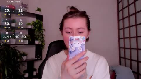 Kate online show from March 18, 6:51 am