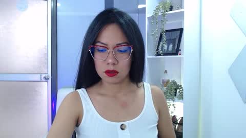 Kate  online show from December 2, 7:05 pm