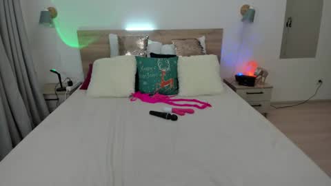 kate_redgar online show from February 2, 1:54 pm