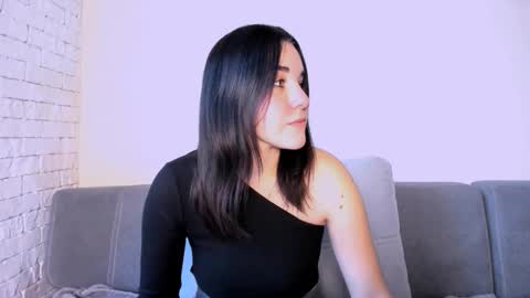 Snapshot of kate_ree_ chatting on October 20, 4:59 am KATE online show from October 20, 4:59 am