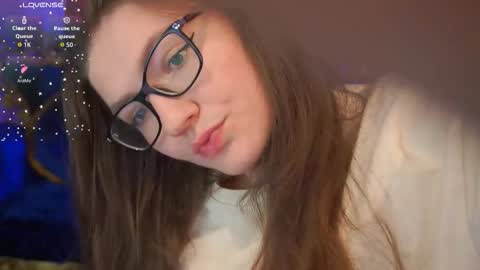 Snapshot of katecinderella chatting on October 10, 7:13 am katecinderella online show from October 10, 7:13 am