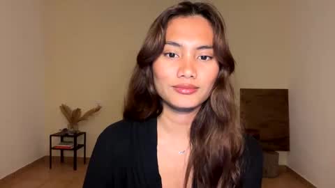 Kate Dami online show from March 6, 5:33 pm