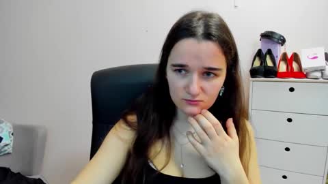 Kate  online show from January 18, 8:43 am