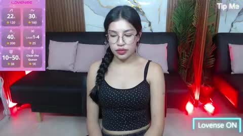 katherin_tay online show from March 24, 4:01 pm