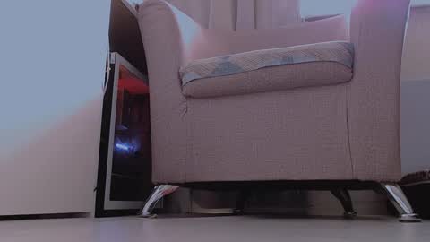 Snapshot of katiewoww chatting on March 11, 11:12 am Miss Katie online show from March 11, 11:12 am